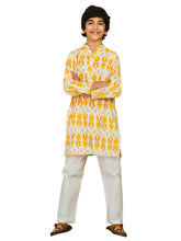 Trampoline Woven Cotton Full Sleeves Geometric Printed Kurta Pajama Set - Multicolor
