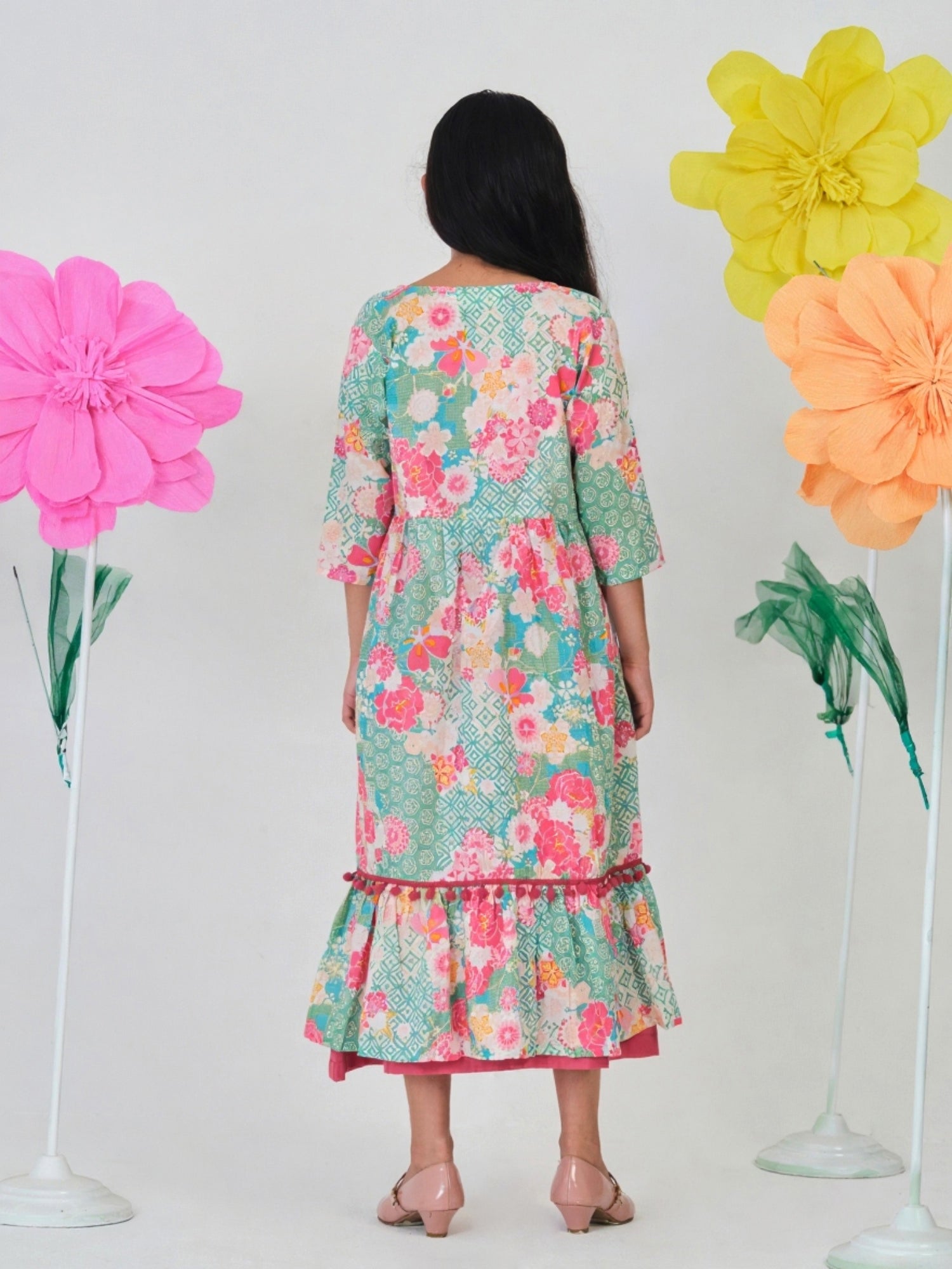 Trampoline Cotton Woven Floral Printed Dress With Three Fourth Sleeves Shrug - Pink